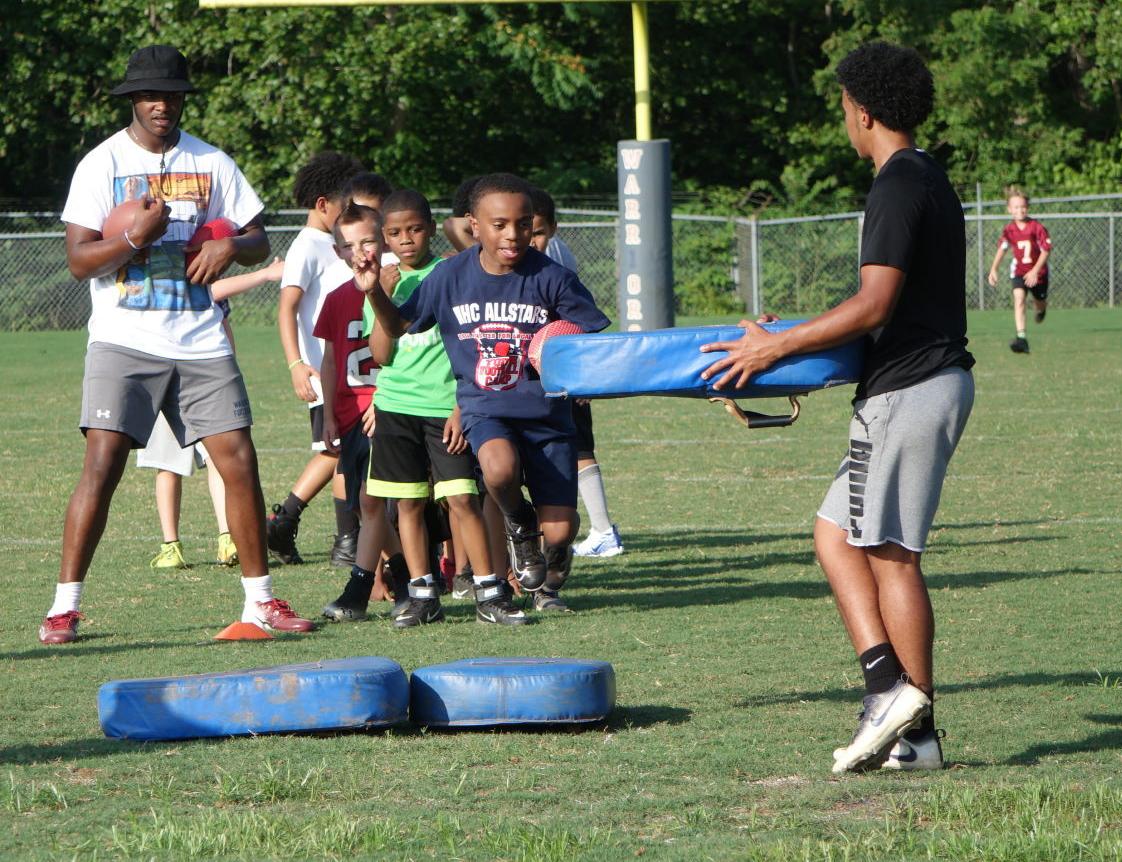 Magna Vista football camp